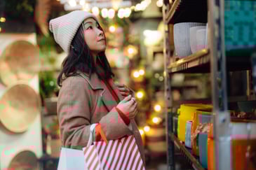 woman shopping in the wintertime